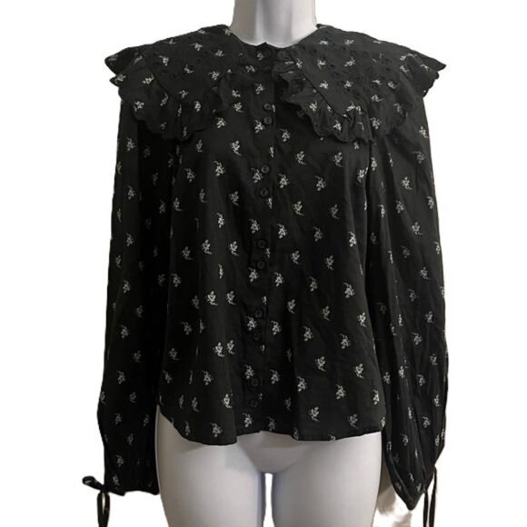Universal Thread Tops - Universal Thread Womens Black Floral Eyelet Collar Button Up Blouse XS